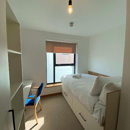 Regency Hall Smart Cheltenham Ensuite Rooms C المظهر الخارجي الصورة