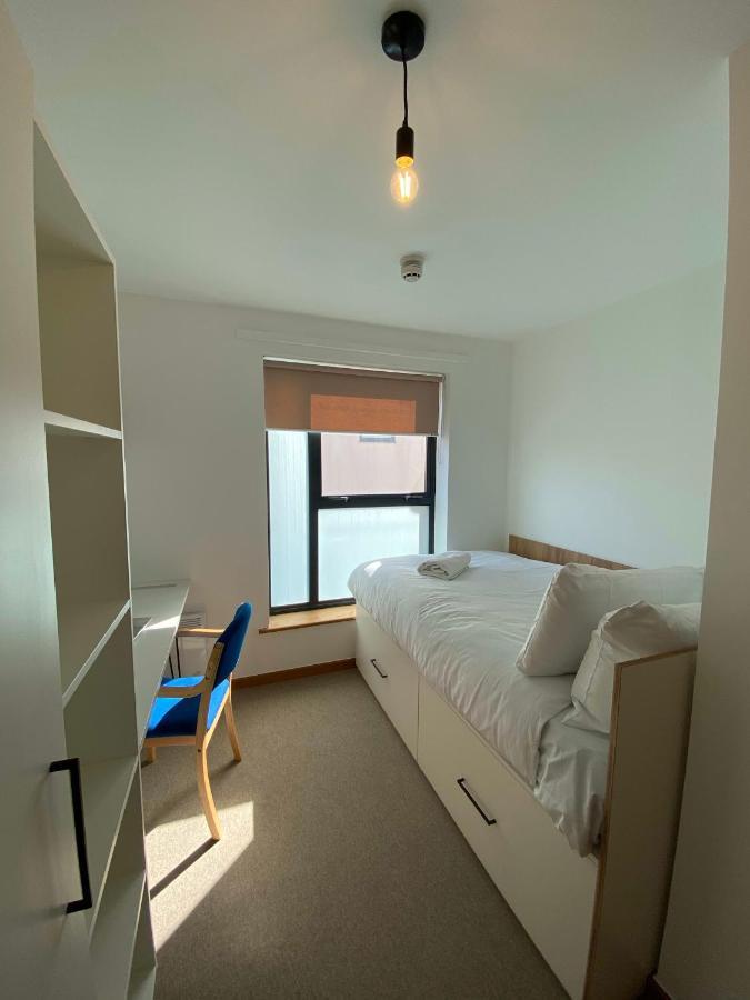 Regency Hall Smart Cheltenham Ensuite Rooms C المظهر الخارجي الصورة