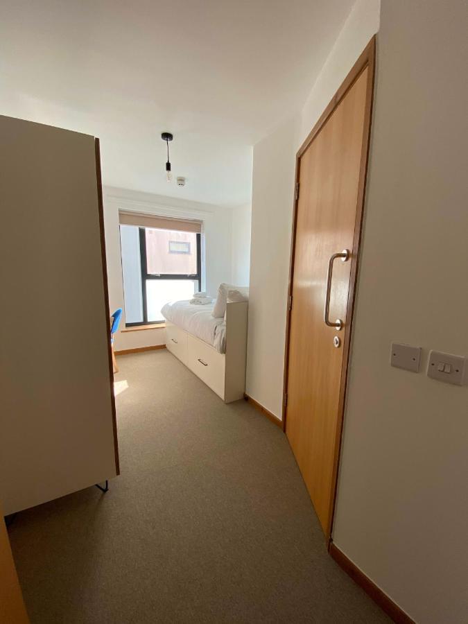 Regency Hall Smart Cheltenham Ensuite Rooms C المظهر الخارجي الصورة